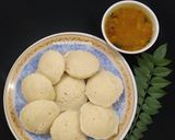 A picture of step 2 of Suji (Idli).