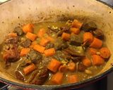 Une image de l'étape 11 de Bœuf mijoté aux carottes,haricots blancs et tomates confites.
