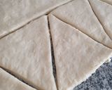 Foto del paso 4 de la receta: Medialunas 🥐🥐🥐 más livianas, sin empaste