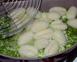 Foto del paso 5 de la receta: Festival de pestos: 6 de rúcula