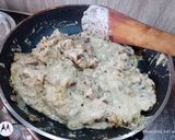 A picture of step 4 of Soyabean white gravy.