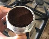 How to ‘flavour’ a brand new Bialetti - or moka express. The Italian trick recipe step 3 photo