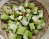 ইলিশ মাছের মাথা দিয়ে কচুশাক (illish macher matha diye kochu shaak recipe in Bengali) রেসিপি ধাপ - 1 ছবি