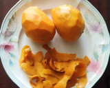 A picture of step 1 of Mango ice cream.