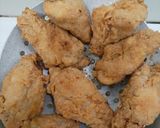 Foto langkah ke 5 dari resep Ayam goreng mentega.