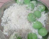 Foto langkah ke 5 dari resep Klepon Ketan Gula Merah.