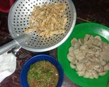 Foto langkah ke 2 dari resep Bakso+tempe mercon.