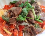 Hình bước làm 2 của món Lòng gà xào ớt chuông