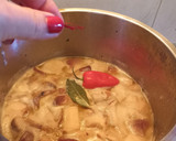Foto del paso 3 de la receta: Judías blancas con boletus y langostinos/gambones