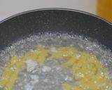 Foto langkah ke 2 dari resep Pesto Pasta Chicken.