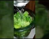 A picture of step 2 of Mazedar chutney.