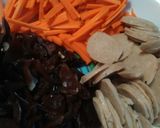 Foto langkah ke 1 dari resep Bihun goreng Singapore.