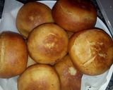 A picture of step 3 of Spicy chicken buns.