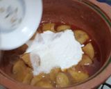 A picture of step 7 of Mughlai Aloo Mater.