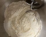 Une image de l'étape 1 de Pâte à Beignets ou donuts au four.