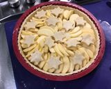 Une image de l'étape 8 de Tarte étoilée aux pommes et kiwi.