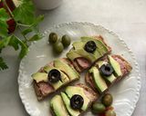 Foto del paso 6 de la receta: Tapita de foie con manzana, y aguacate. Rápido y rico!!
