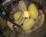 A picture of step 3 of Mashed arrowroots#seasonal ingredients.