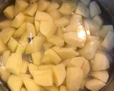 Házias krumplileves recept fázis 1 fotója