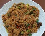 Foto langkah ke 3 dari resep Oseng oncom kuning pedas.