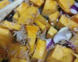 Gambar langkah 1 resipi Labu kuning masak lemak.