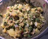 Une image de l'étape 13 de Salade de harengs fumés,pommes de terre,oignons nouveaux et cornichons.