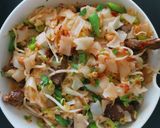 A picture of step 2 of Noodle Salad.