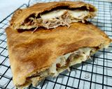 Foto del paso 7 de la receta: Empanada de Codillo con Cebolla y Scamorza Ahumada