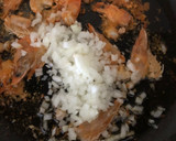 Foto del paso 6 de la receta: Arroz meloso de rape y calamar