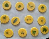 Foto del passaggio 5 della ricetta Biscotti salati al parmigiano ed erbette