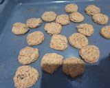 Foto langkah ke 6 dari resep Almond pulp with banana cinnamon raisin cookies.