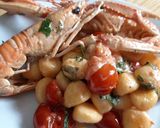 Foto del passaggio 4 della ricetta Gnocchetti agli scampi