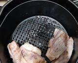 รูปขั้นตอนการทำที่ 5 ของ หมูกรอบหม้อทอดไร้น้ำมัน