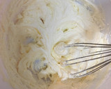 Foto del paso 3 de la receta: Buttercream de coco de dos colores