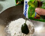 Foto langkah ke 1 dari resep Klappertart Matcha (unbaked).