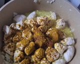 A picture of step 5 of Chicken with Curry and Coconut Milk.