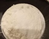 A picture of step 1 of Strawberry Cheese Cake Scoons.