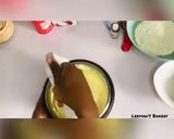 A picture of step 3 of 25 pcs Vanilla Cupcakes.