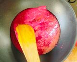 A picture of step 5 of Beetroot carrot ginger soup.