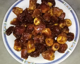 A picture of step 1 of Preserve dates paste.