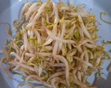 Foto langkah ke 1 dari resep Sambel Kluwek Toge.