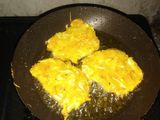 Goreng bakwan kuning