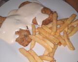 Foto del paso 4 de la receta: Pechuga empanada con salsa de queso