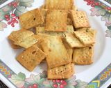A picture of step 18 of Scallion (Spring Onion) cream Crackers.