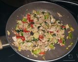 Foto del paso 2 de la receta: Spaghetti con salsa de atún
