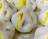 उकडीचे मोदक (ukadiche modak recipe in marathi) रेसिपी स्टेप 6 फोटो 