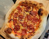 Nápolyi pizza recept fázis 7 fotója