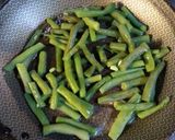 Foto del paso 1 de la receta: Chauchas con ajo y clara de huevo