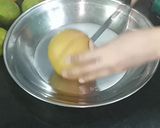 A picture of step 1 of Orange & grape fruit juice.