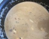A picture of step 5 of Salmon with Blue Cheese and Spinach Sauce.